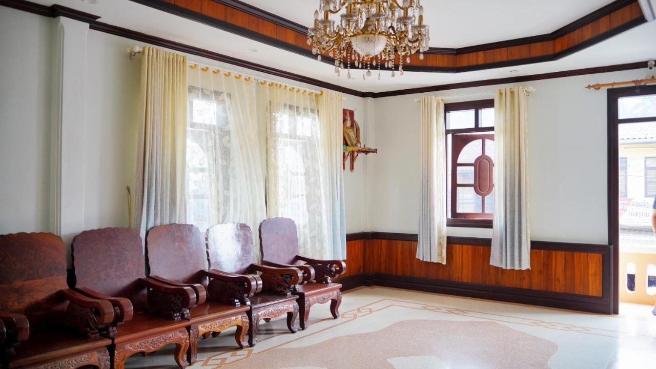 Villa Kiengkham晶康民宿 لوانغ برابانغ المظهر الخارجي الصورة