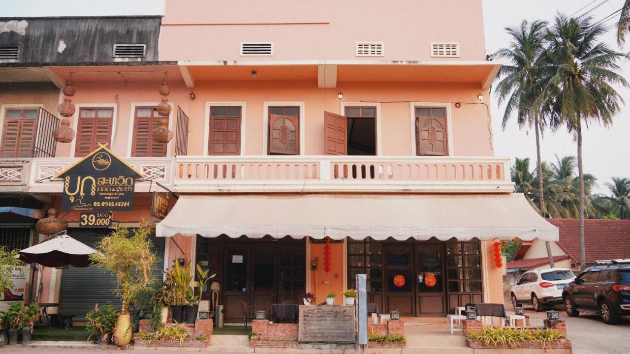 Villa Kiengkham晶康民宿 لوانغ برابانغ المظهر الخارجي الصورة
